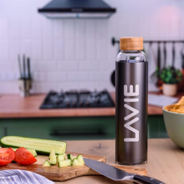 purificateur d'eau PURE LAVIE sur table de cuisine